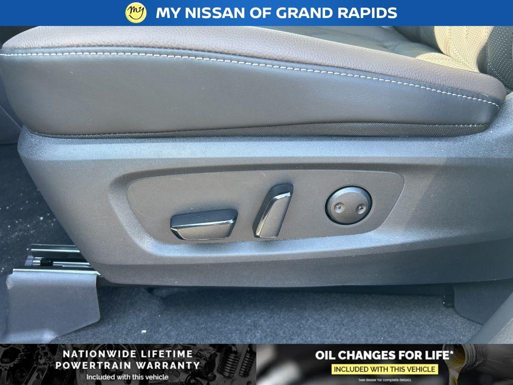 new 2026 Nissan Pathfinder car, priced at $50,338