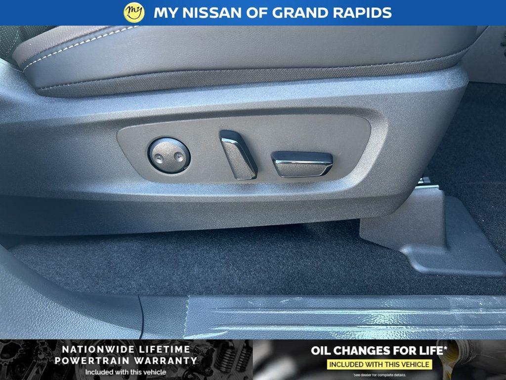 new 2026 Nissan Pathfinder car, priced at $50,338