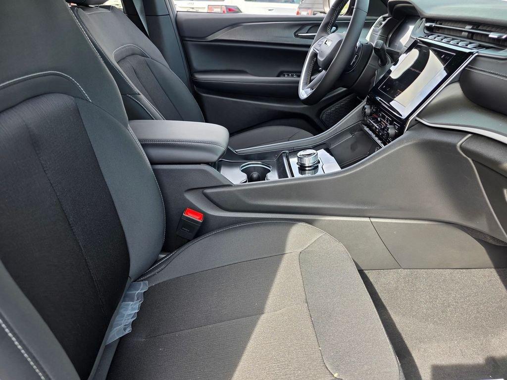 new 2026 Jeep Grand Cherokee L car, priced at $43,725