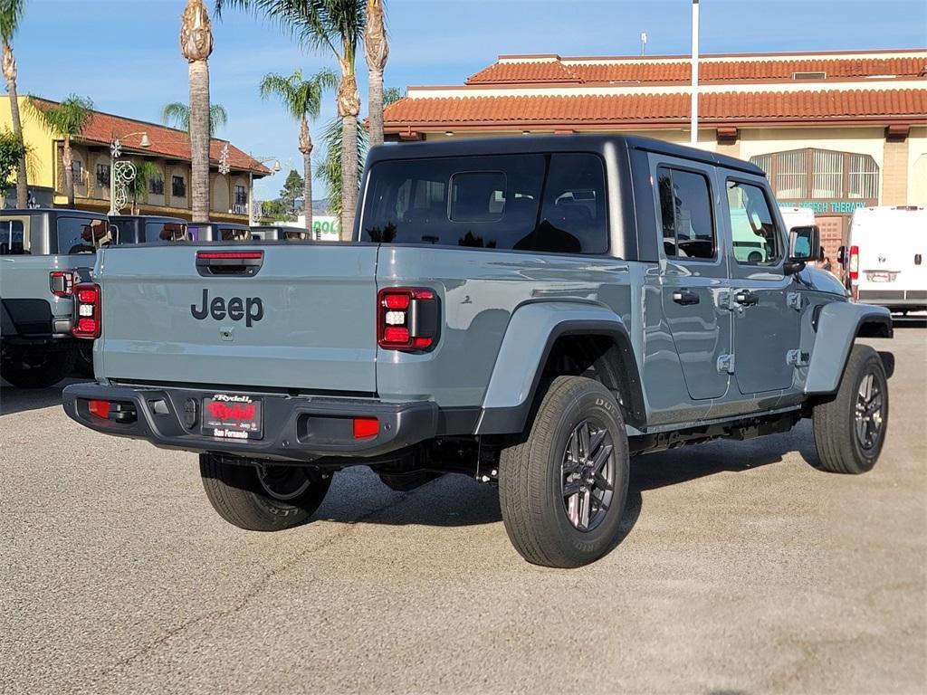 new 2026 Jeep Gladiator car, priced at $44,725