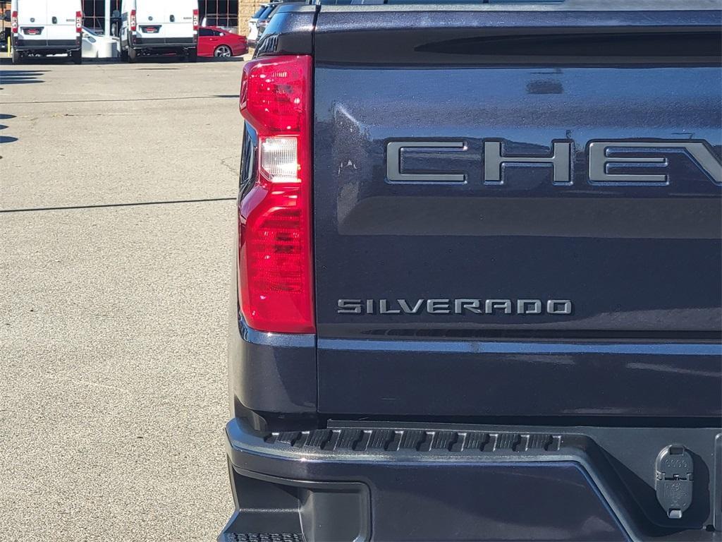used 2022 Chevrolet Silverado 1500 car, priced at $31,990