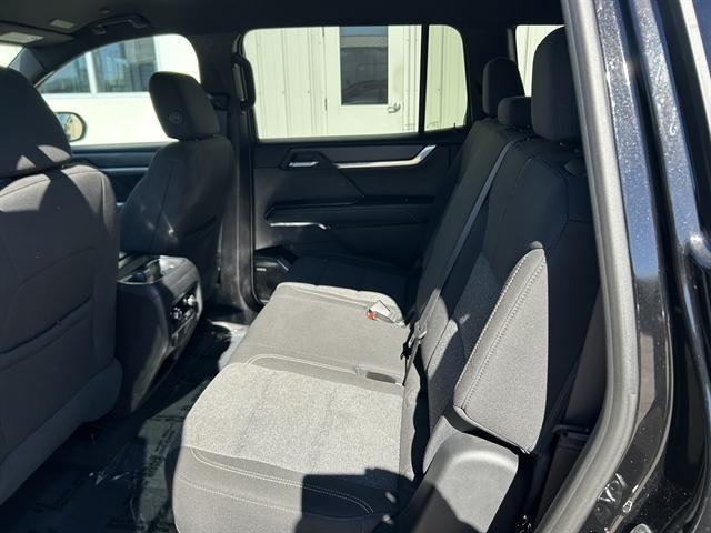 used 2025 GMC Acadia car, priced at $38,273