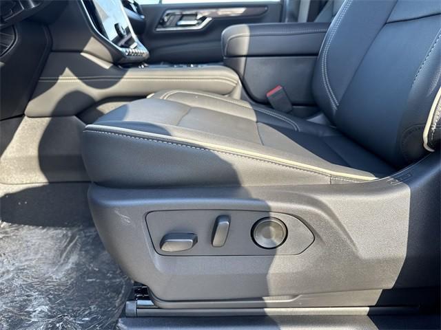 new 2026 GMC Yukon XL car, priced at $78,144