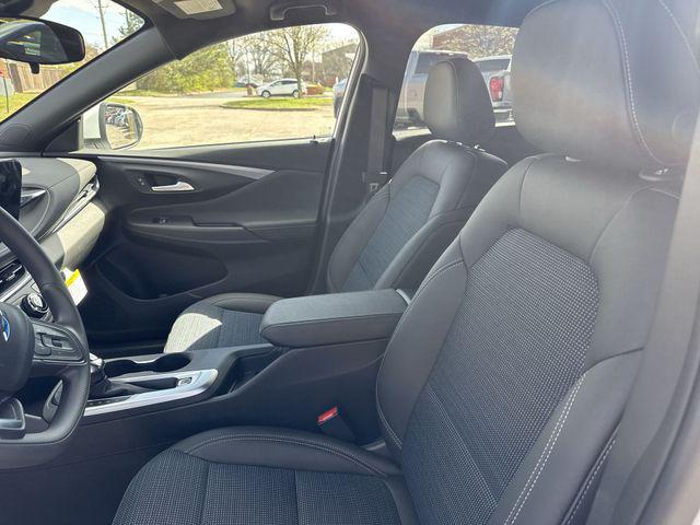 new 2026 Buick Envista car, priced at $24,606