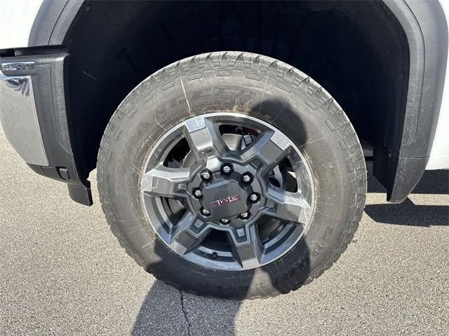 new 2026 GMC Sierra 2500 car, priced at $76,086