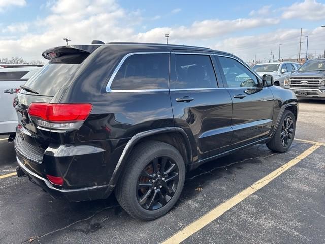 used 2015 Jeep Grand Cherokee car, priced at $13,090