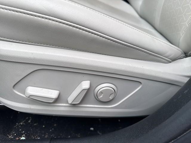 used 2022 Kia Sorento car, priced at $26,156