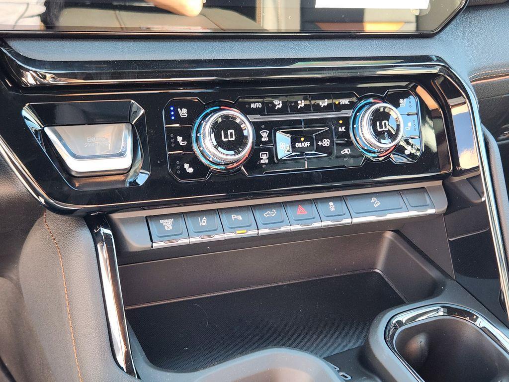 new 2025 GMC Sierra 2500 car, priced at $91,260