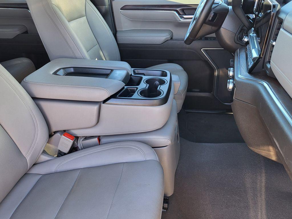 used 2025 GMC Sierra 1500 car, priced at $49,995