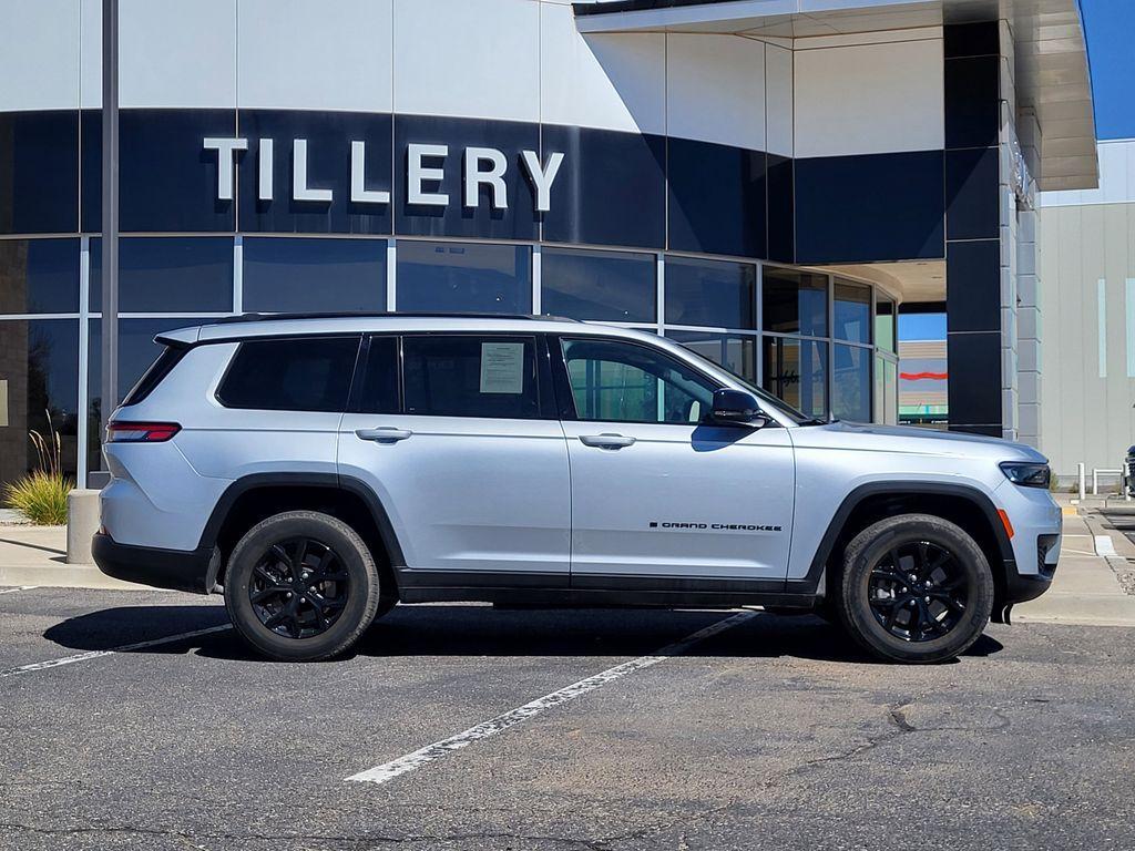 used 2024 Jeep Grand Cherokee L car, priced at $33,995