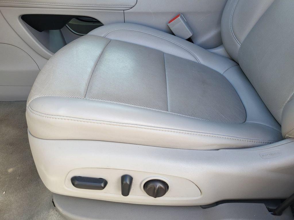 used 2023 GMC Acadia car, priced at $25,995