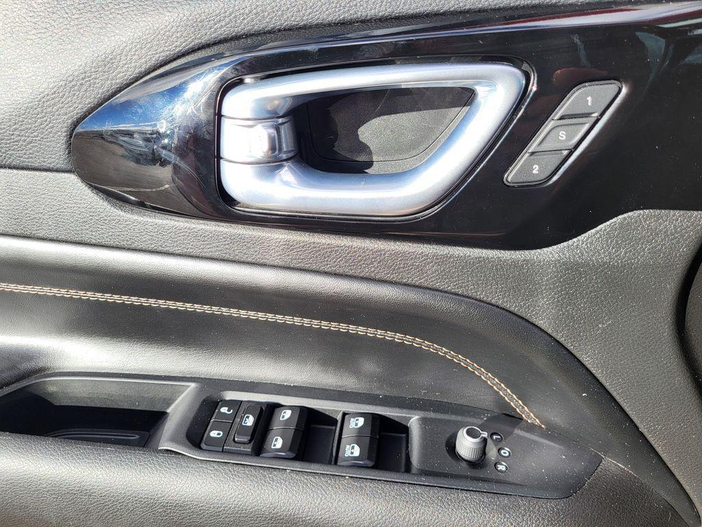 used 2024 Jeep Compass car, priced at $31,995