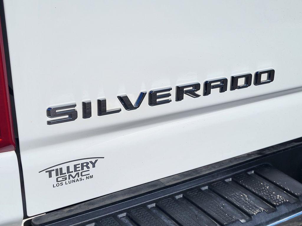 used 2024 Chevrolet Silverado 2500 car, priced at $49,995
