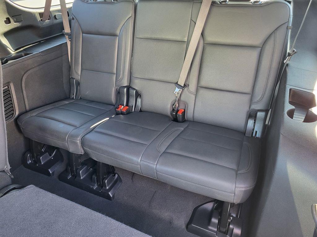 used 2025 Chevrolet Suburban car, priced at $61,995