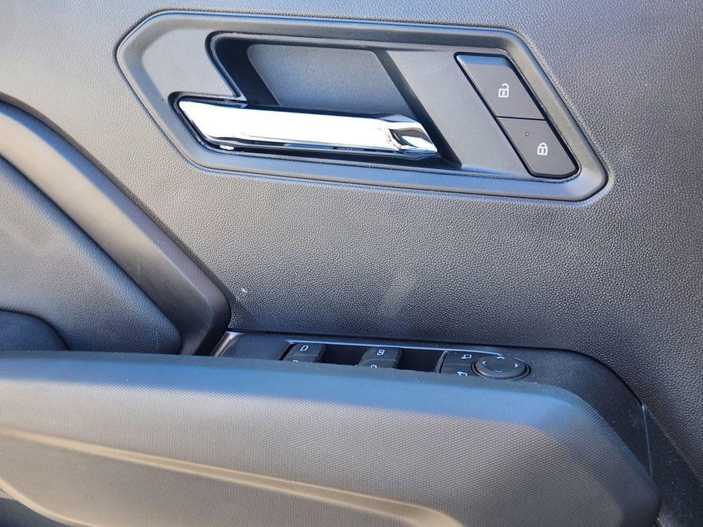 new 2025 GMC Canyon car, priced at $50,465