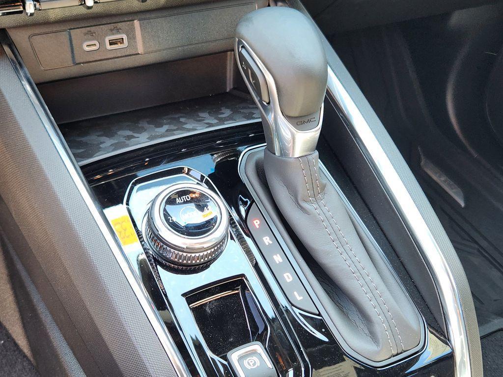 new 2025 GMC Canyon car, priced at $50,465