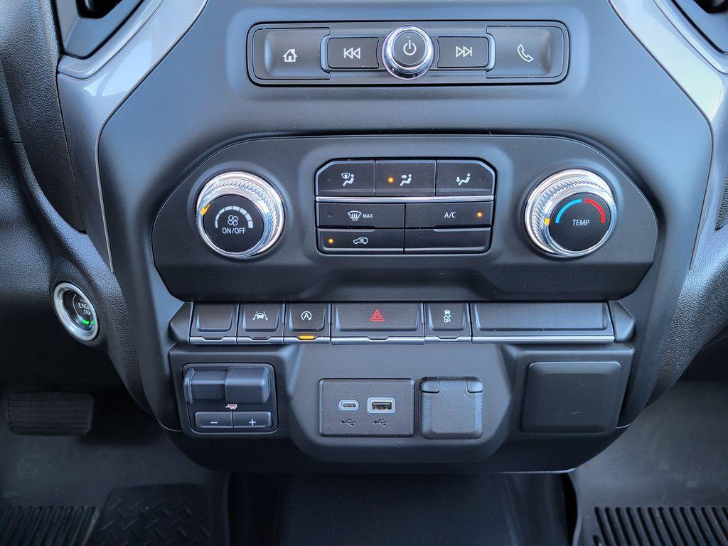 used 2024 GMC Sierra 1500 car, priced at $35,995