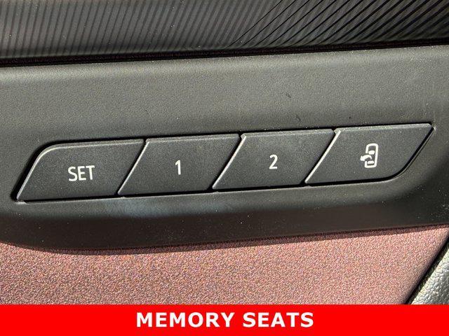 used 2025 Buick Envision car, priced at $31,000