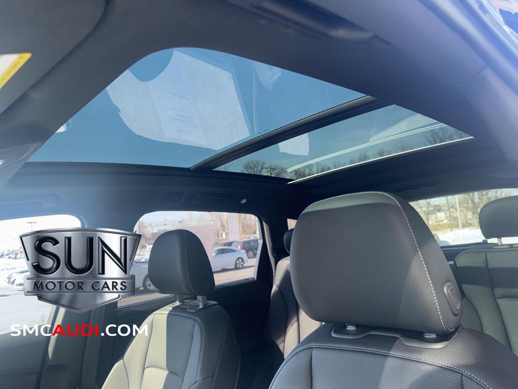 used 2025 Audi Q7 car, priced at $60,400