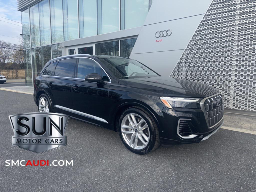 new 2025 Audi Q7 car, priced at $72,350