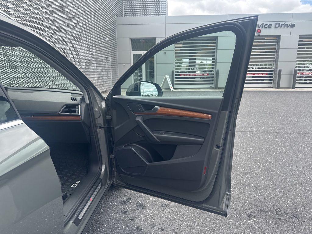 used 2023 Audi Q5 car, priced at $33,948