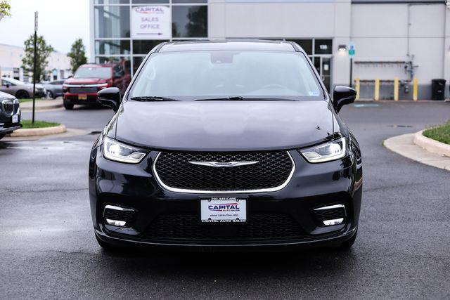 used 2022 Chrysler Pacifica Hybrid car, priced at $19,995