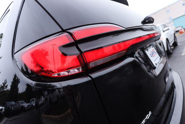used 2022 Chrysler Pacifica Hybrid car, priced at $19,995