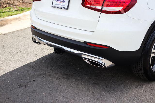 used 2017 Mercedes-Benz GLC 300 car, priced at $14,366