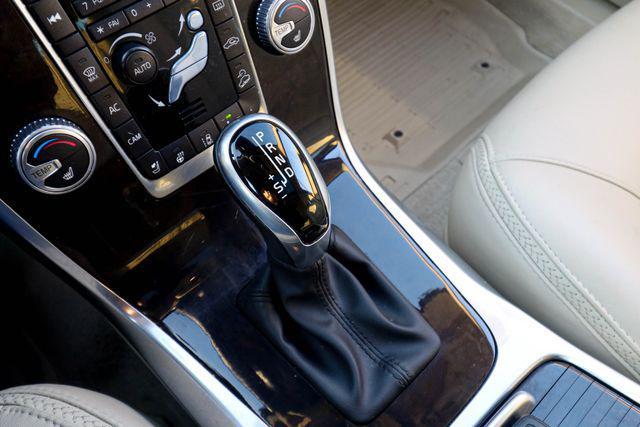 used 2016 Volvo XC70 car, priced at $14,995