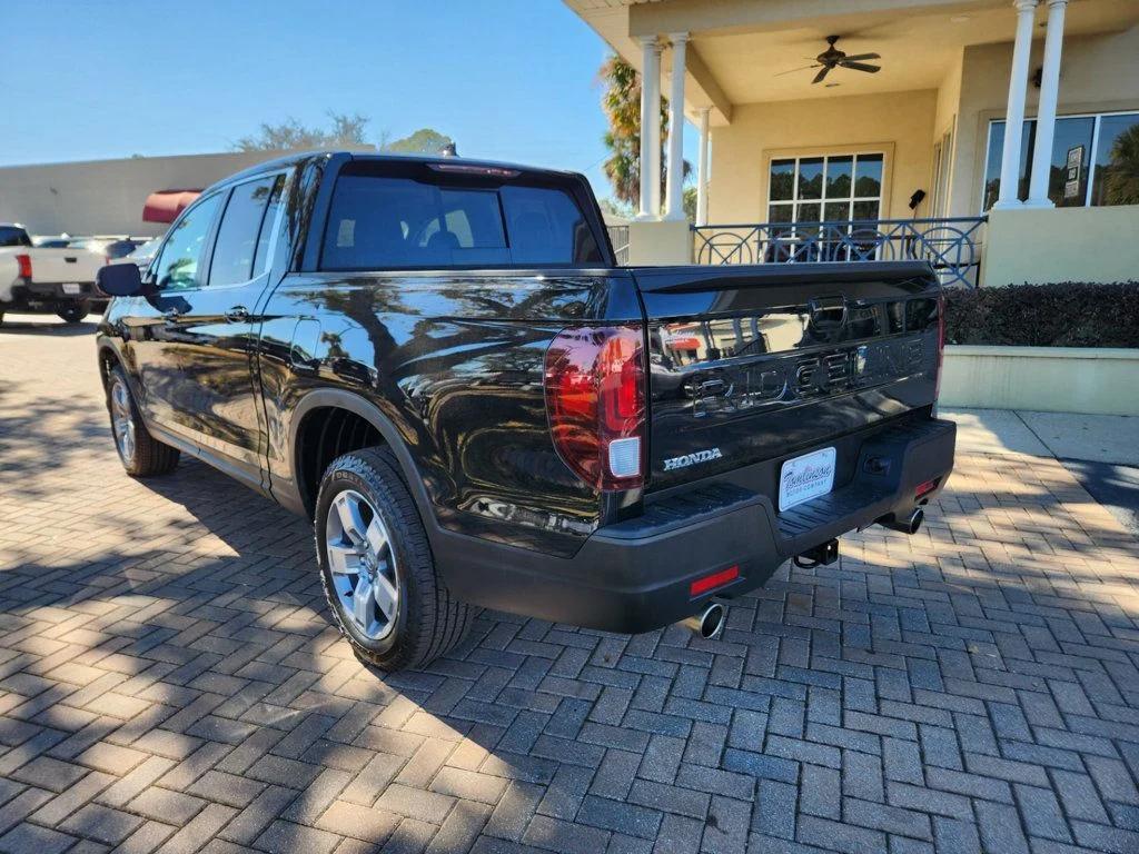 used 2025 Honda Ridgeline car, priced at $34,985