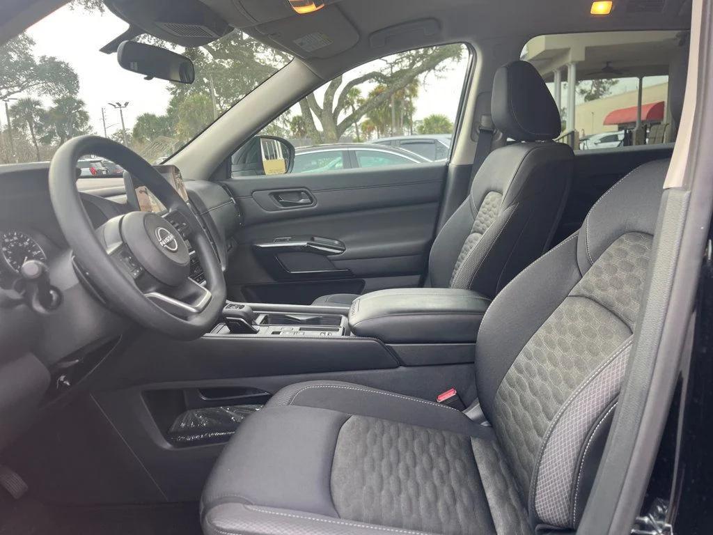 used 2025 Nissan Pathfinder car, priced at $31,485
