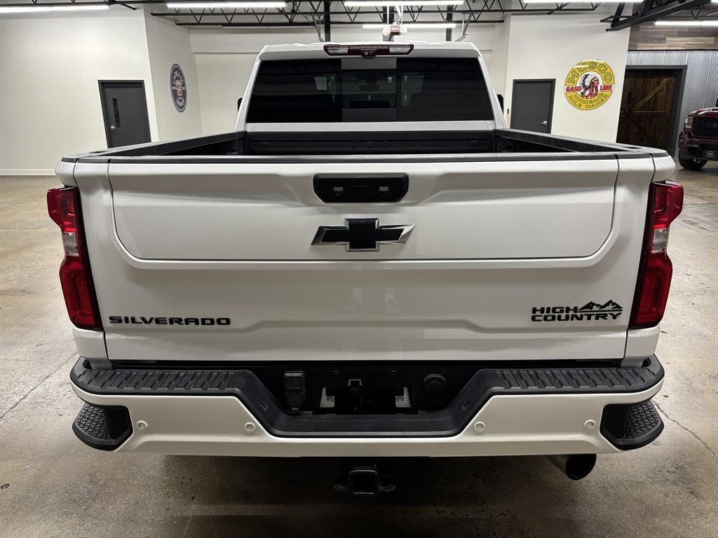 used 2022 Chevrolet Silverado 2500 car, priced at $62,900