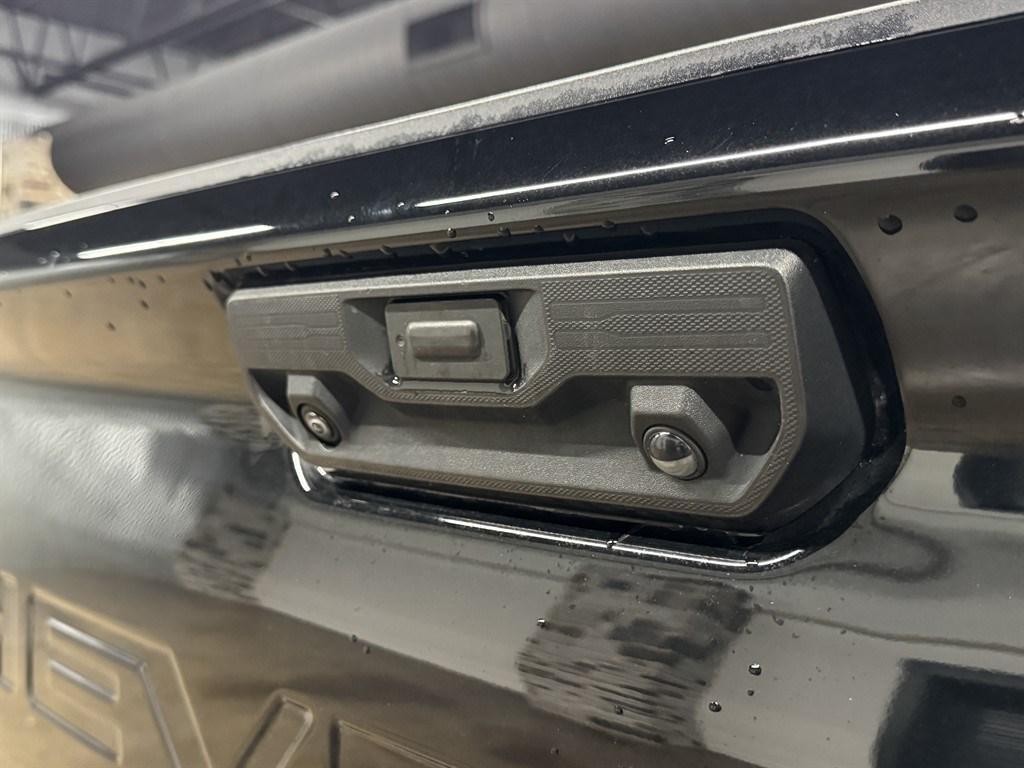 used 2024 Chevrolet Silverado 2500 car, priced at $54,900