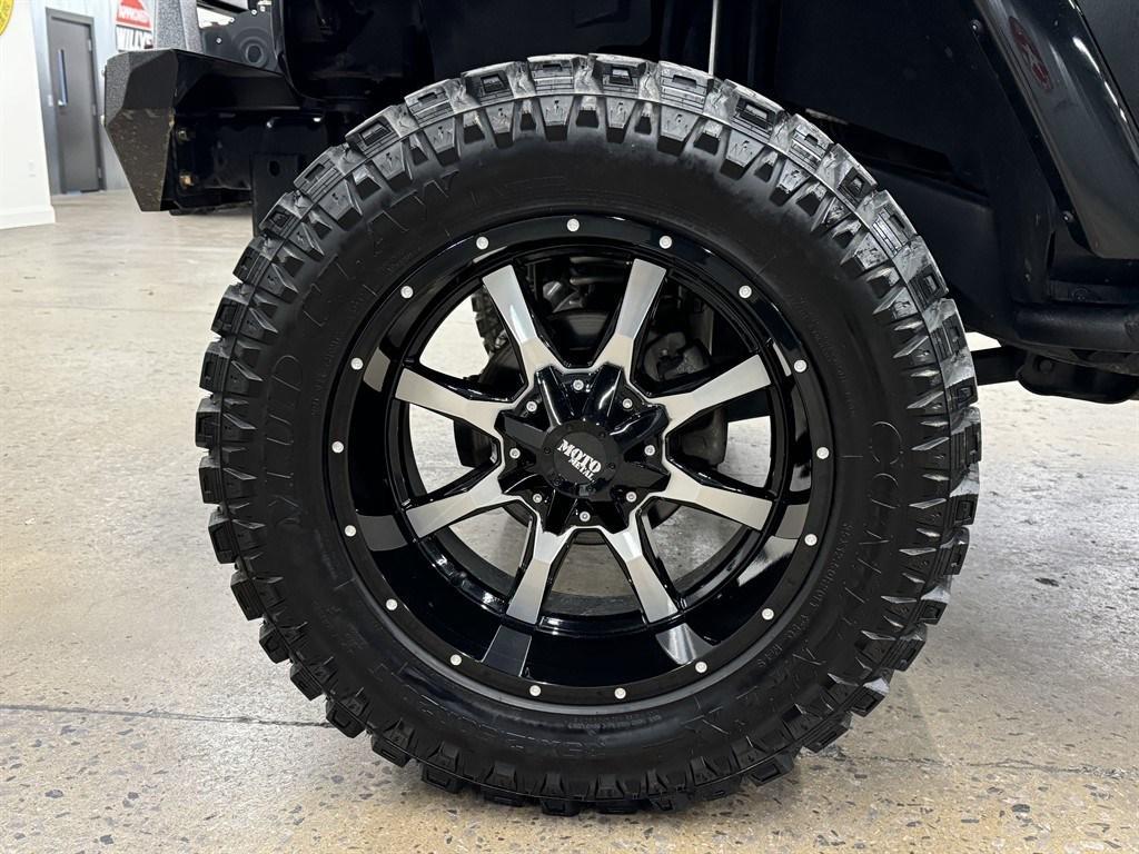 used 2014 Jeep Wrangler Unlimited car, priced at $19,900