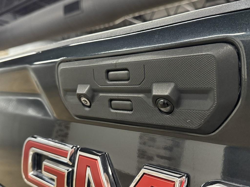 used 2020 GMC Sierra 2500 car, priced at $52,900