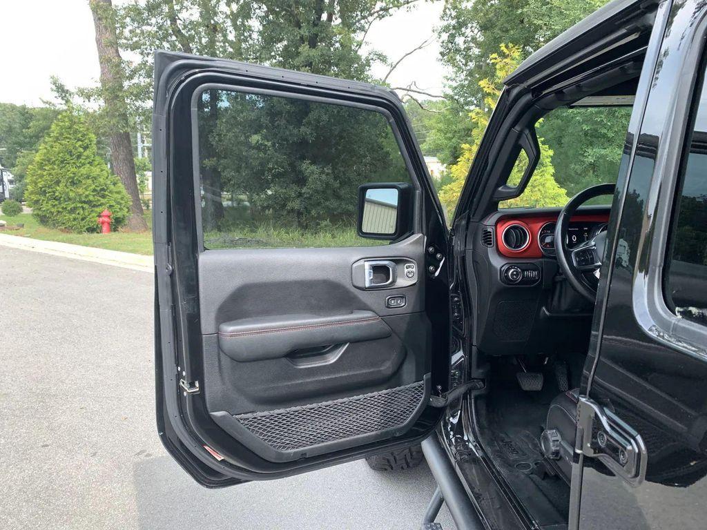 used 2021 Jeep Gladiator car, priced at $35,900