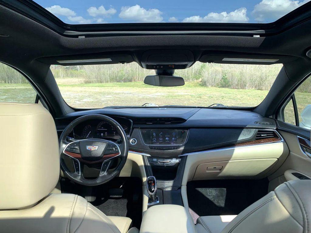 used 2017 Cadillac XT5 car, priced at $19,900