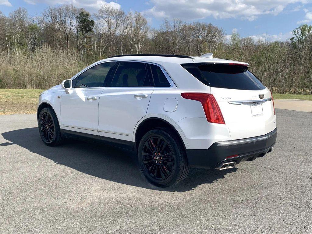 used 2017 Cadillac XT5 car, priced at $19,900