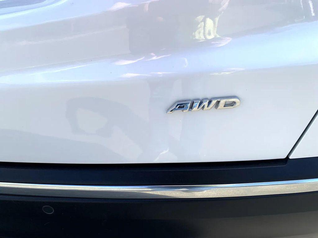 used 2017 Cadillac XT5 car, priced at $19,900
