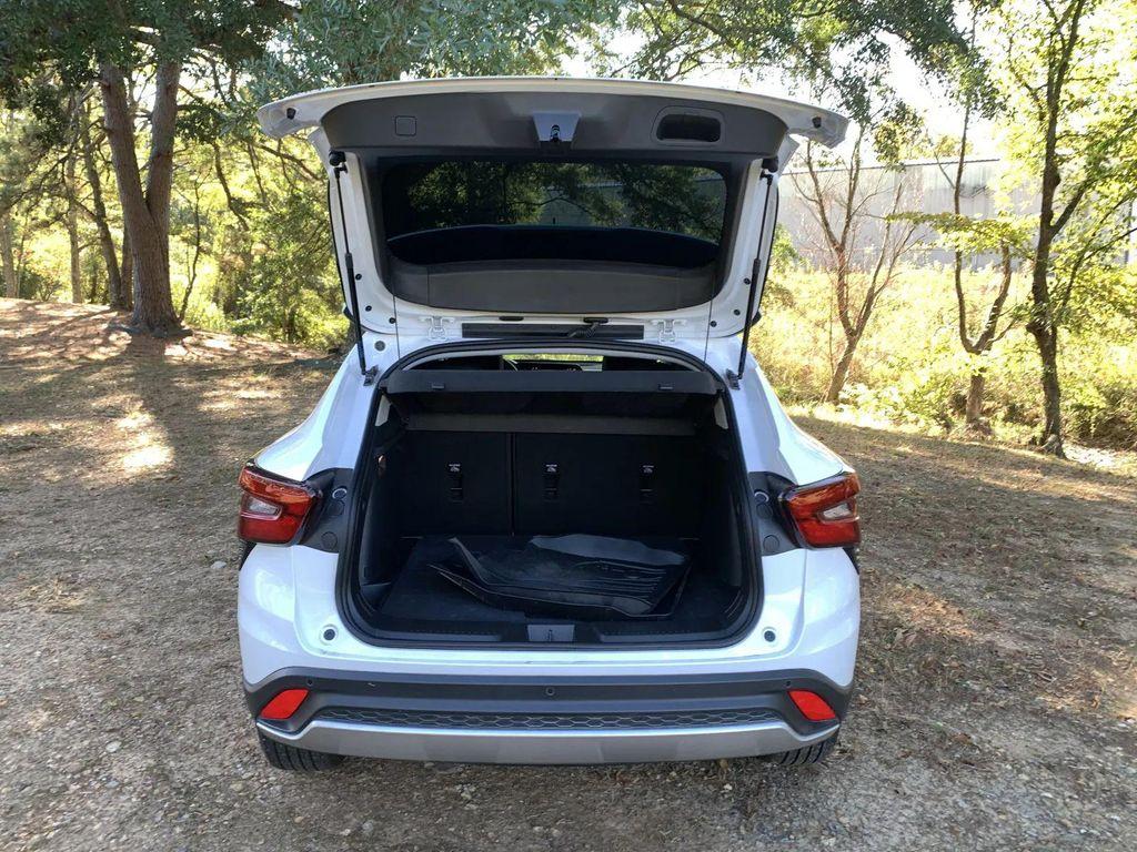 used 2024 Chevrolet Trax car, priced at $23,900