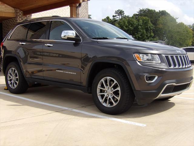 used 2016 Jeep Grand Cherokee car, priced at $13,995