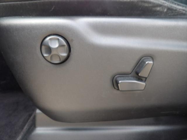 used 2016 Jeep Grand Cherokee car, priced at $13,995