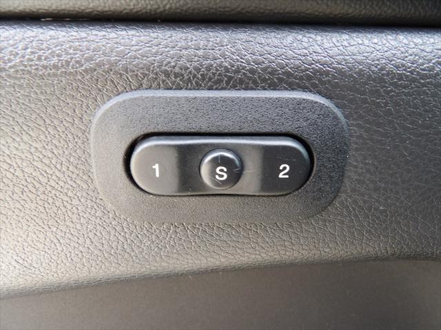 used 2016 Jeep Grand Cherokee car, priced at $13,995