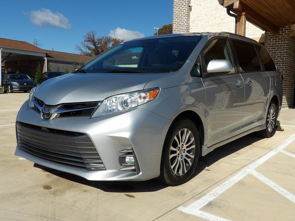 used 2020 Toyota Sienna car, priced at $21,995