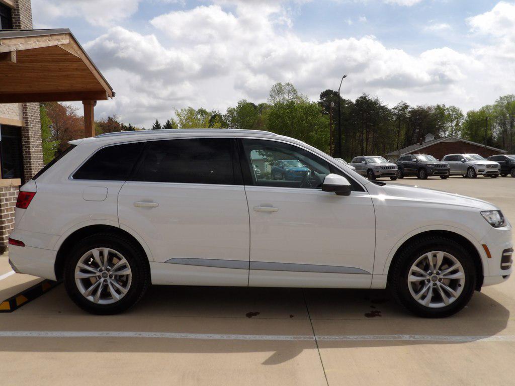 used 2019 Audi Q7 car, priced at $18,995