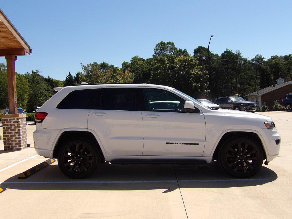 used 2019 Jeep Grand Cherokee car, priced at $17,995