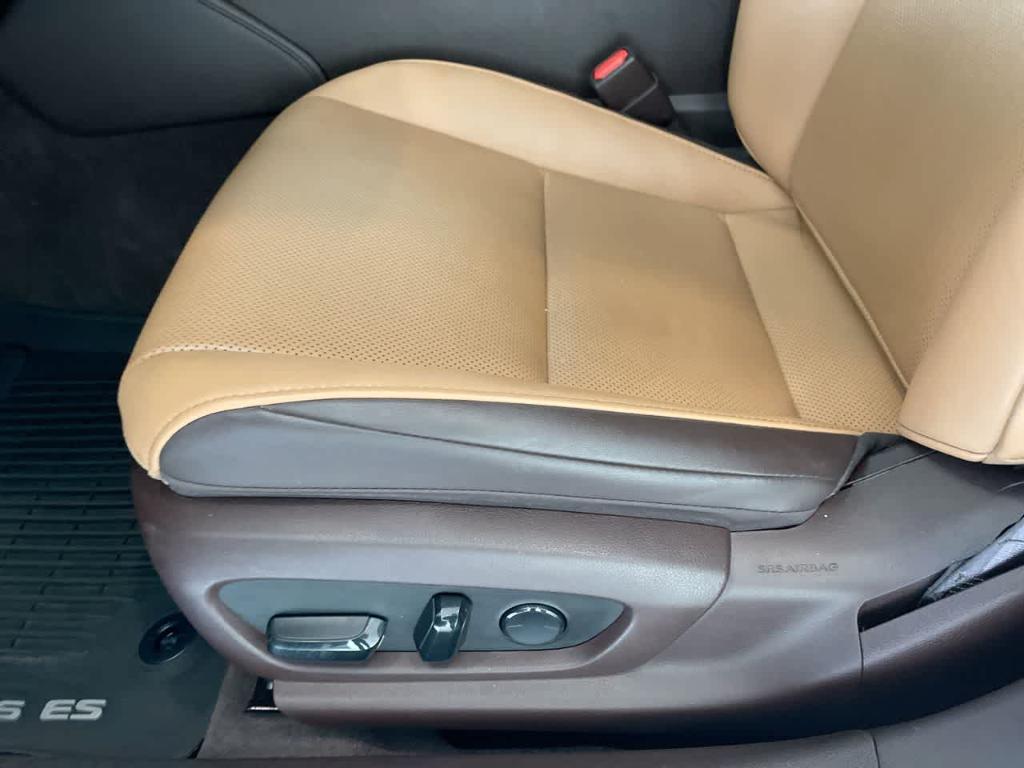 used 2020 Lexus ES 350 car, priced at $28,575