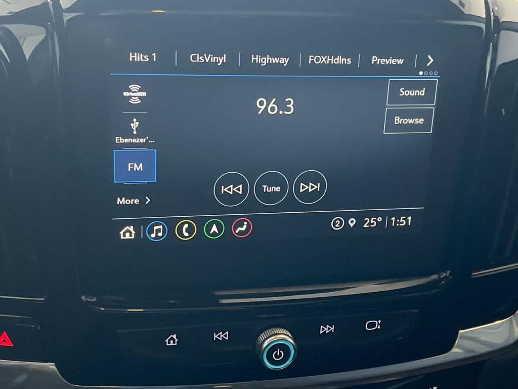 used 2023 Chevrolet Traverse car, priced at $33,591