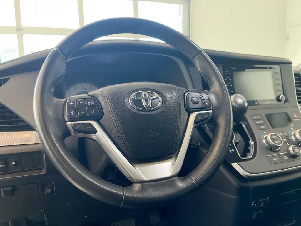 used 2020 Toyota Sienna car, priced at $36,509