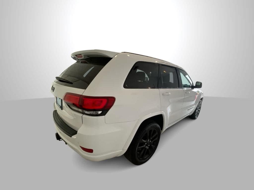 used 2017 Jeep Grand Cherokee car, priced at $18,318